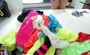 Playsome Rayna Leah asked a guest to fuck his until he has an orgasm